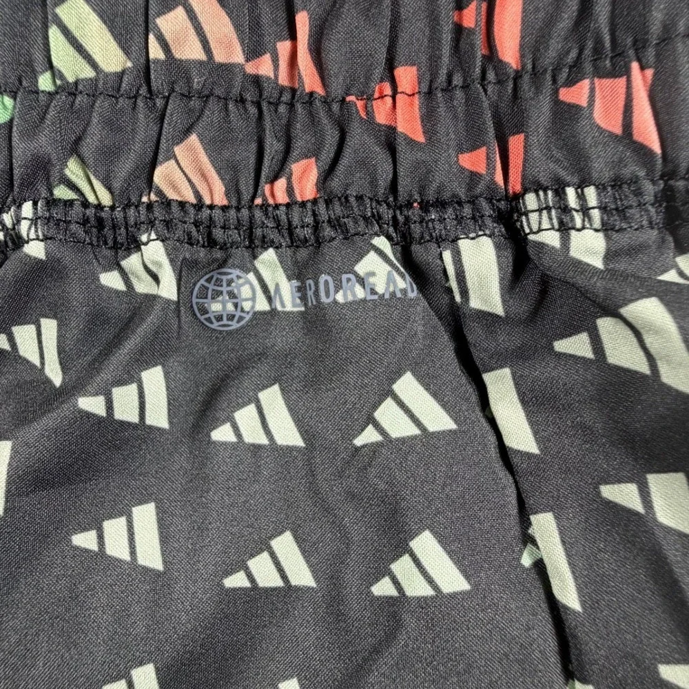 Adidas Aeroready Women Black Geometric Logo Print Running Shorts Small Loose Fit